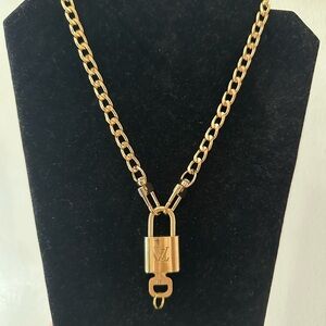 Louis Vuitton SUPER SHINY Lock & Key #312 with chain